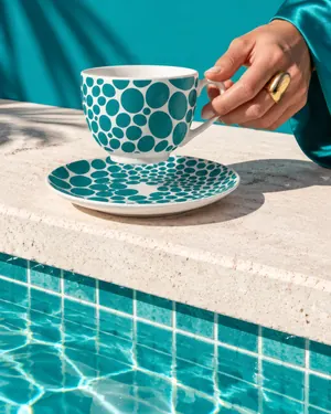 Imperfection dinnerware